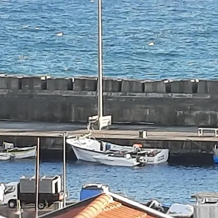 Sunrise House- 4 Bedroom House With Amazing Sunrise Over The Sea 8 Guests بيت للعطل فيلا فرانكا دو كامبو