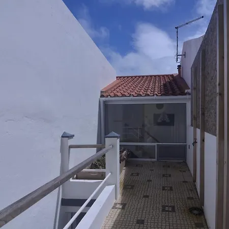 Holiday home Sunrise House- 4 Bedroom House With Amazing Sunrise Over The Sea 8 Guests *